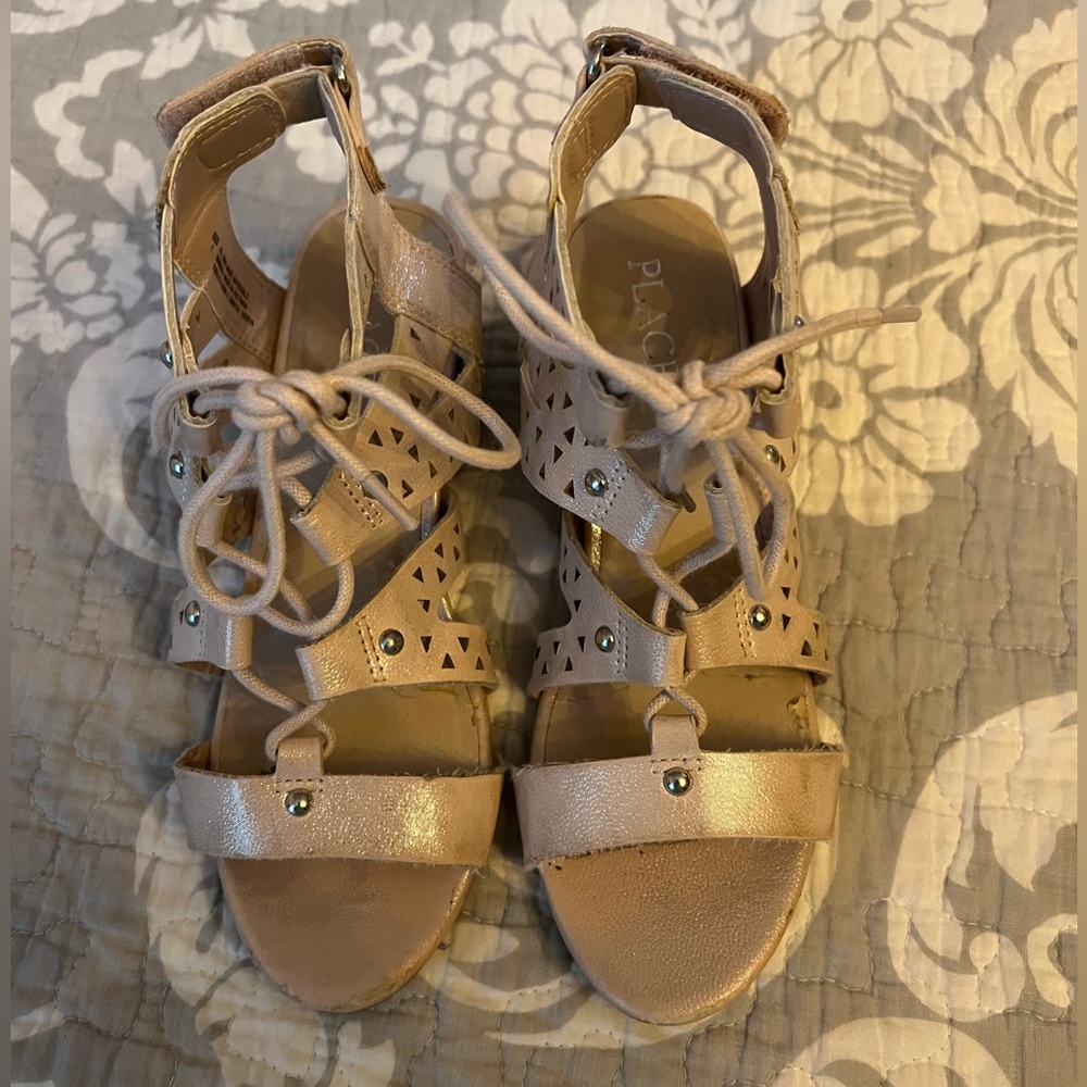 Girls sandals